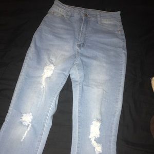 Distressed High Waisted Jeans